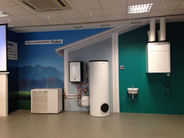 CE379_Vaillatn_showroom_2